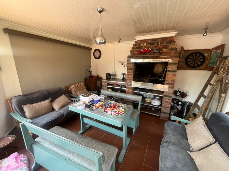 4 Bedroom Property for Sale in Bodorp North West